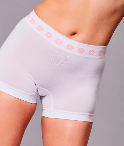 Theya Healthcare Rose Bamboo Seamless Comfort Shorts in White